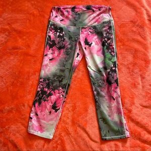 Athleta Size Small Floral Workout Capris